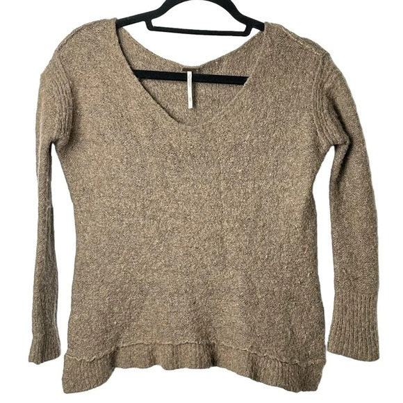 Free People Sweaters - Free People Alpaca Blend V Neck Sweater Taupe Size XS Soft Fuzzy Boho Ruffle Hem